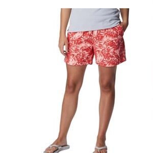 Columbia PFG water shorts, size large, red / peach